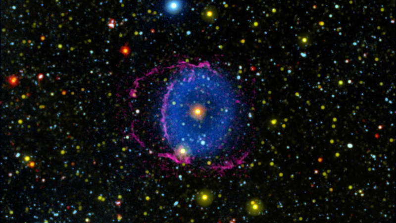 C1-blue-ring-nebula-galex-wise-1041